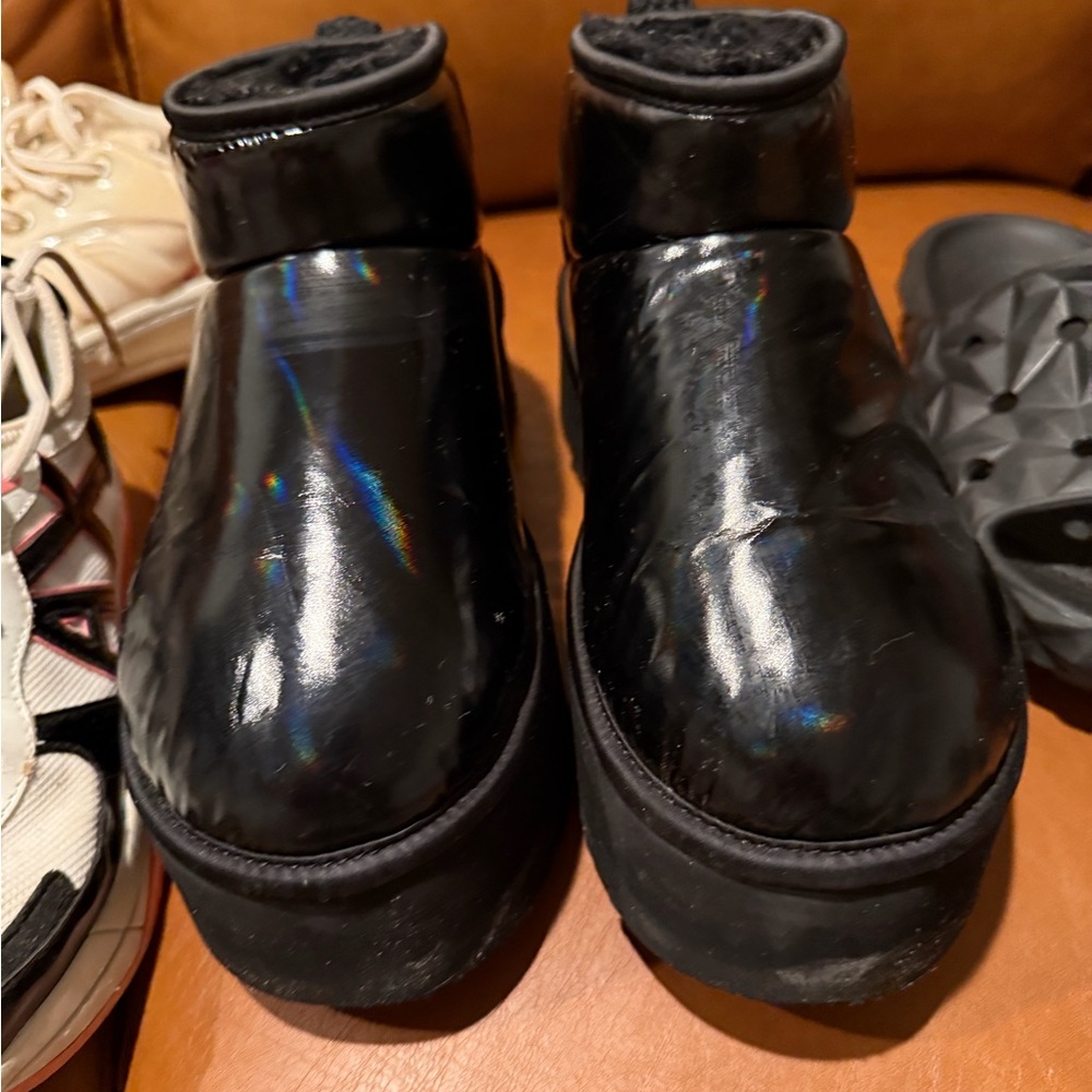 Black Shiny Platform UGG